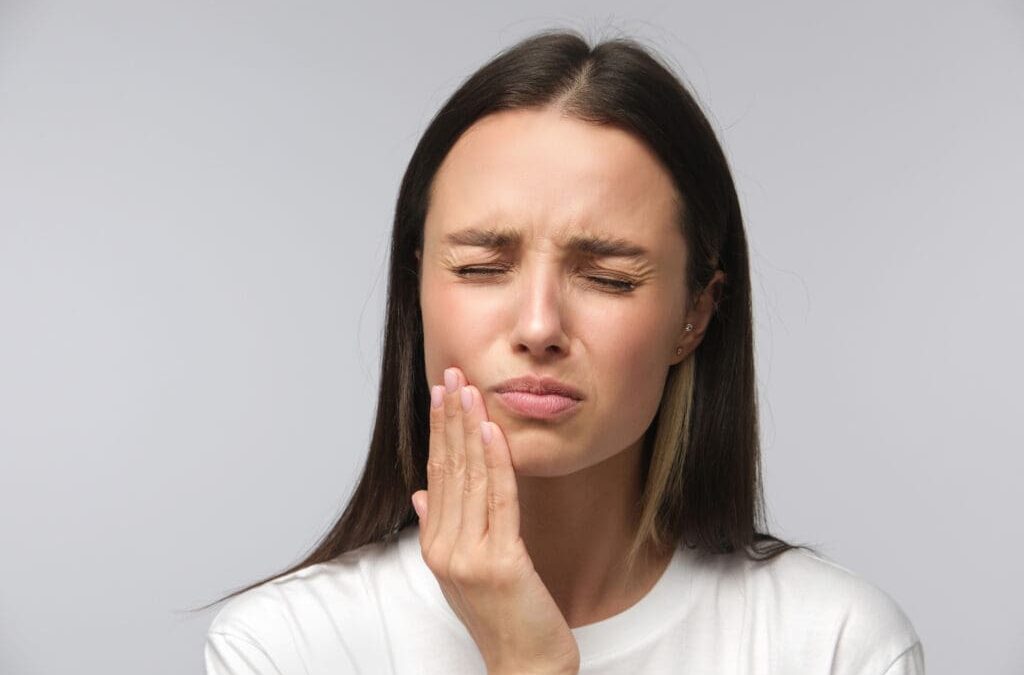 Why Does My Tooth Hurt When I Bite Down?